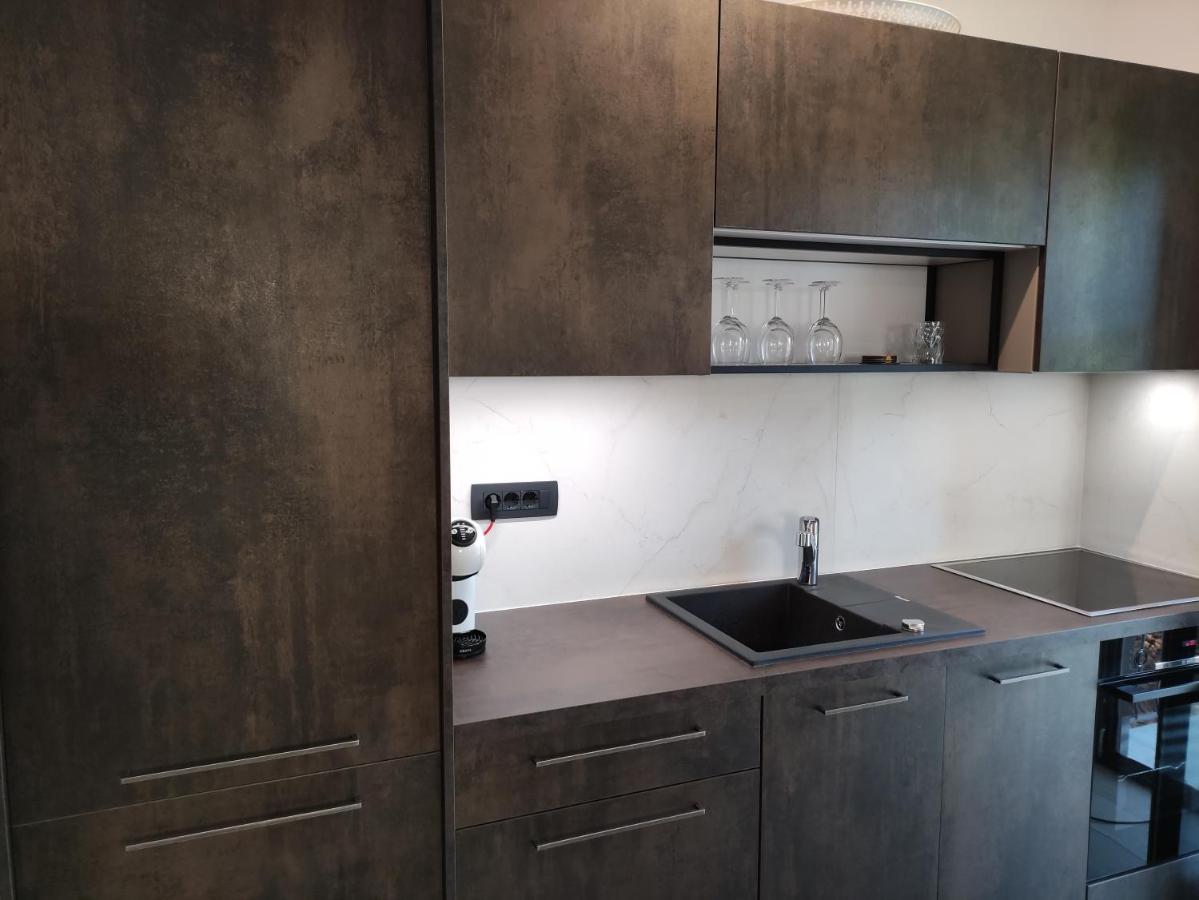 Apartvilla Castropola Extérieur photo