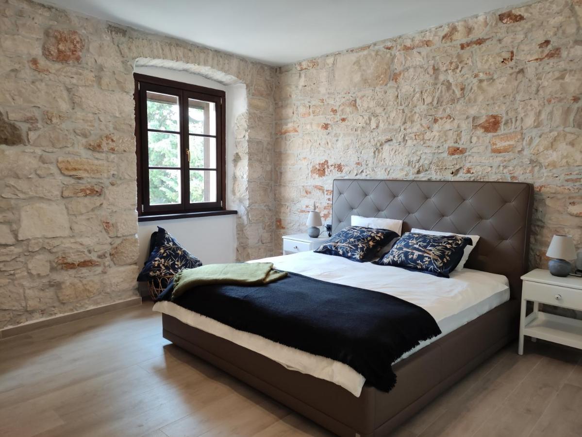 Apartvilla Castropola Extérieur photo