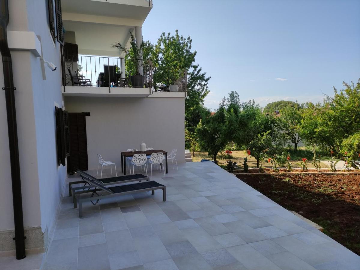 Apartvilla Castropola Extérieur photo