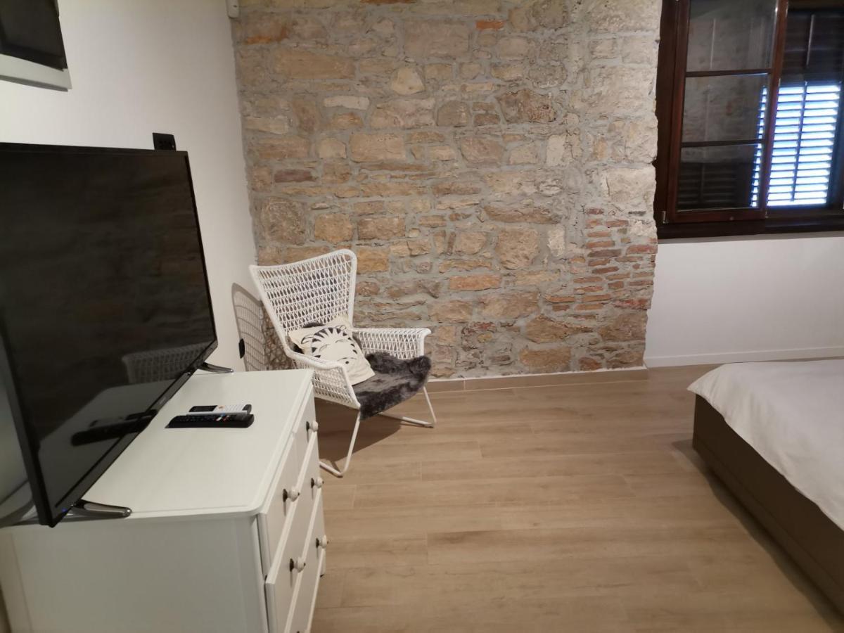 Apartvilla Castropola Extérieur photo